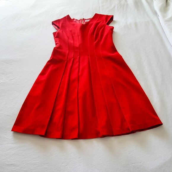 Red Calvin Klein Stunner - Picture 5 of 14